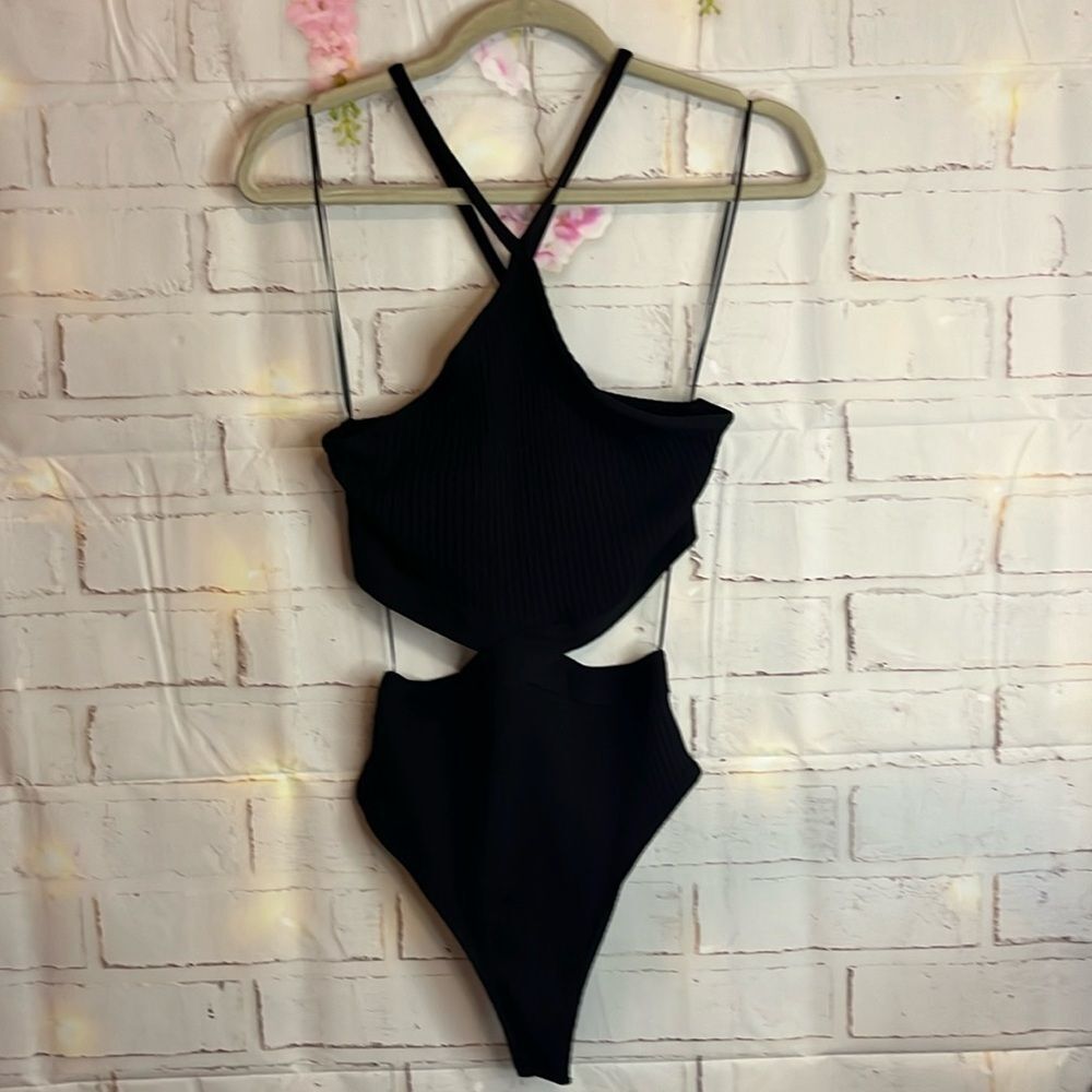 ZARA CUTOUT RIBBED BLACK SLEEVELESS BODYSUIT NEW LARGE